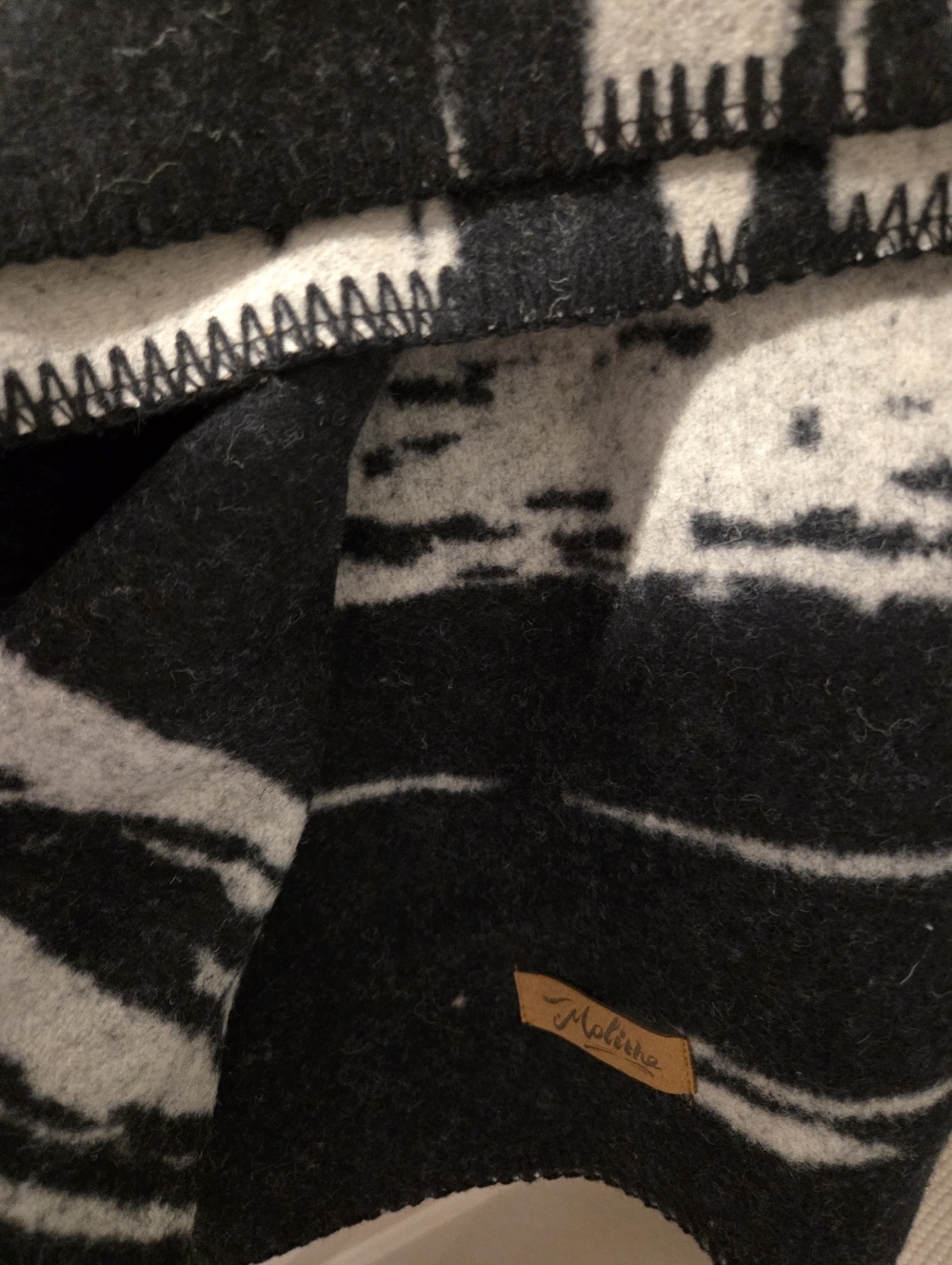 Molithe Wool Throw Blanket in White and Black - Picture 3 of 3